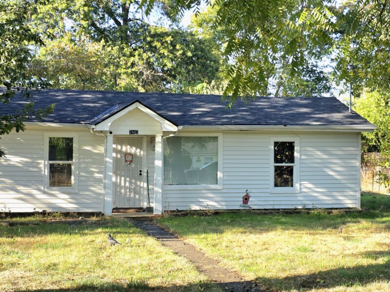 7807 SE OGDEN ST Portland, OR 97206